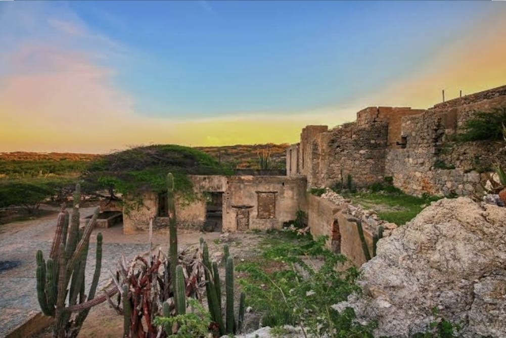 Bushiribana ruins at sunset